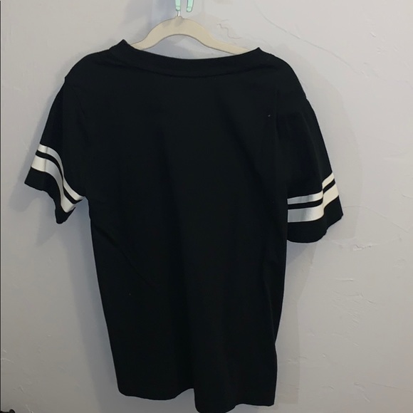 Nike tee - Picture 2 of 2